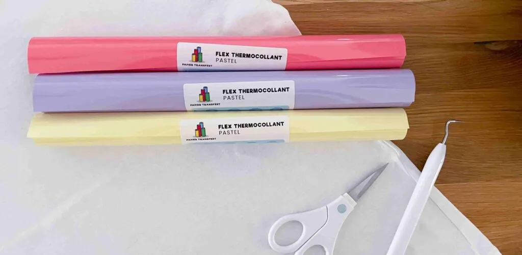 Rouleaux de flex thermocollant Pastel rose, lilas et jaune Papier Transfert, ciseaux et crochet d'échenillage
